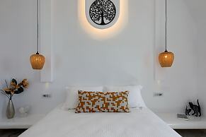 Allure Breeze Suites