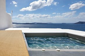 Allure Breeze Suites