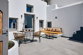 Allure Breeze Suites