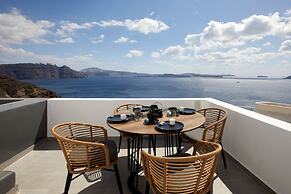 Allure Breeze Suites