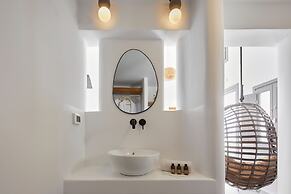 Allure Breeze Suites