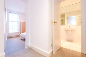 Benson Apartments by Top House