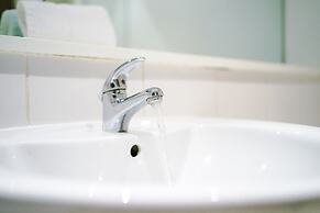 Benson Apartments by Top House