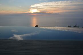 Okeanos Luxury Villas - Resort