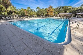 8852 Bay Pine 3 Bedroom Home by RedAwning