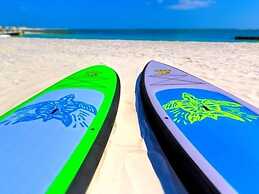 8852 Bay Pine 3 Bedroom Home by RedAwning