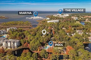 8852 Bay Pine 3 Bedroom Home by RedAwning