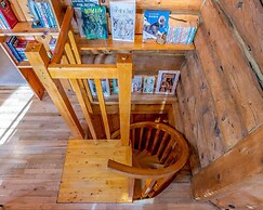 Bishops  --ev#3584 4 Bedroom Home by RedAwning