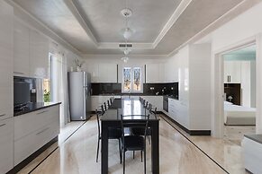 1695 Villa Albarosa by Perle di Puglia