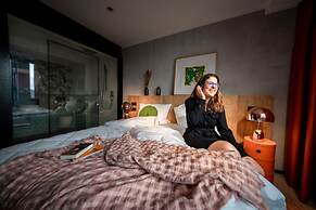 KONCEPT Hotel International