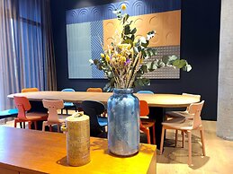 KONCEPT Hotel International