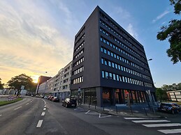 KONCEPT Hotel International