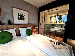 KONCEPT Hotel International