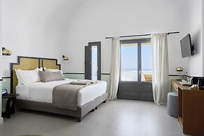 Alleys All-Suite Hotel & Spa