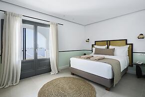 Alleys All-Suite Hotel & Spa