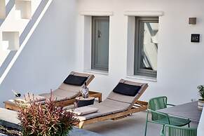 Alleys All-Suite Hotel & Spa