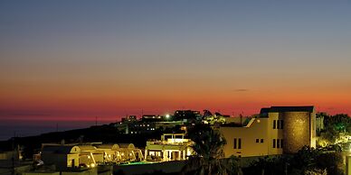 Alleys All-Suite Hotel & Spa