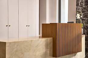 Alleys All-Suite Hotel & Spa