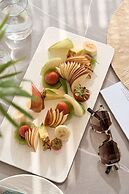 Alleys All-Suite Hotel & Spa