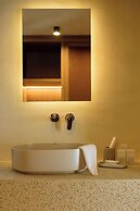 Alleys All-Suite Hotel & Spa