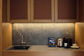 Alleys All-Suite Hotel & Spa