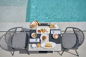 Alleys All-Suite Hotel & Spa