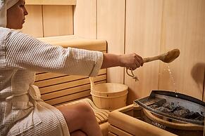 Alleys All-Suite Hotel & Spa