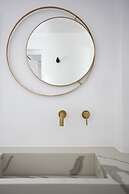 Alleys All-Suite Hotel & Spa