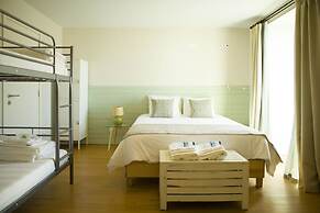 The Holy Cow - Hostel & Suites