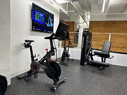 Mint House Dallas - Downtown