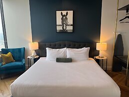 Mint House Dallas - Downtown