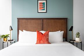 Mint House Dallas - Downtown