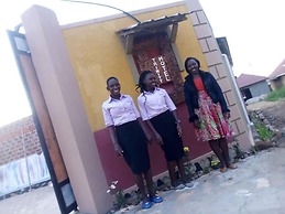 Trinity Motel Entebbe