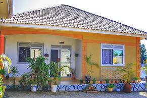 Trinity Motel Entebbe