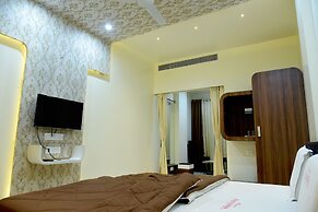 Hotel Pushpak Satara