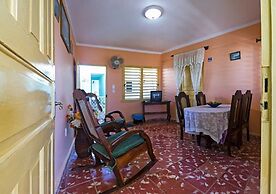 Hostal Loraine TRINIDAD