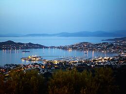 7 Deluxe - Seductive Style and Serenity