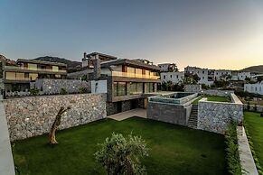 7 Deluxe - Seductive Style and Serenity