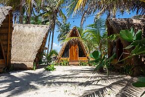 Nílu Isla Mujeres by Selina