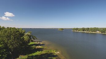 Great Blue Resorts - Cherry Beach Resort