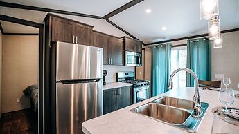 Bellmere Winds Golf Resort