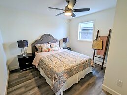 Great Blue Resorts - McCreary's Beach