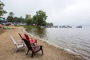 Great Blue Resorts - McCreary's Beach