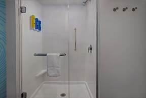 Tru by Hilton Knoxville West Turkey Creek