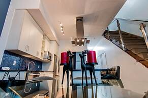 Designer Luxury 3 Bedroom Townhouse