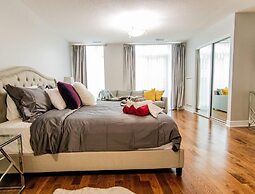 Designer Luxury 3 Bedroom Townhouse