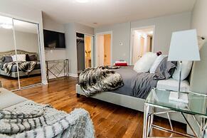 Designer Luxury 3 Bedroom Townhouse