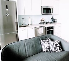 Queen St West Designer Executive Suites