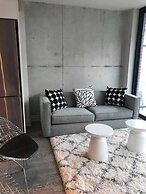 Queen St West Designer Executive Suites