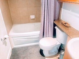 Room near Blue Jays CN Tower